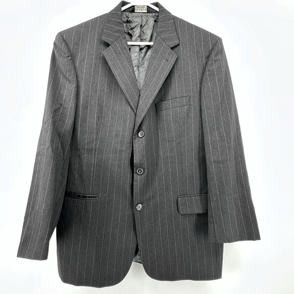 Jos. A. Bank Other - Jos A Bank Clothiers Men's‎ 40S Gray Herringbone Wool Tweed 3 Button Blazer